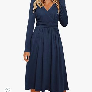 Gorgeous dress with pockets!